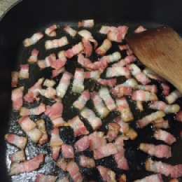 fry bacon/coppa gently